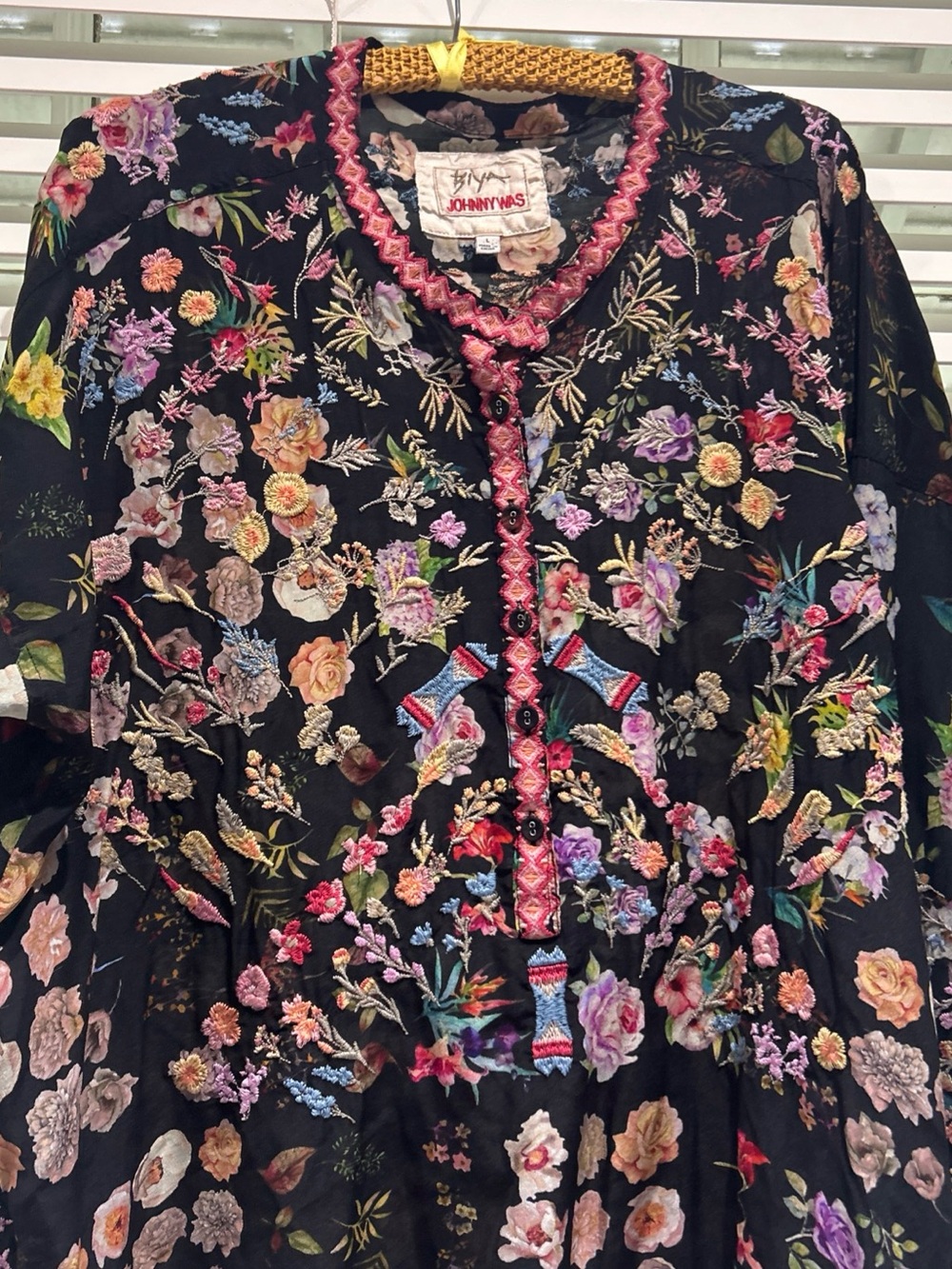 Johnny Was Bridgitte 100% Silk Black Floral Embroidered Relaxed Blouse - Picture 3 of 16